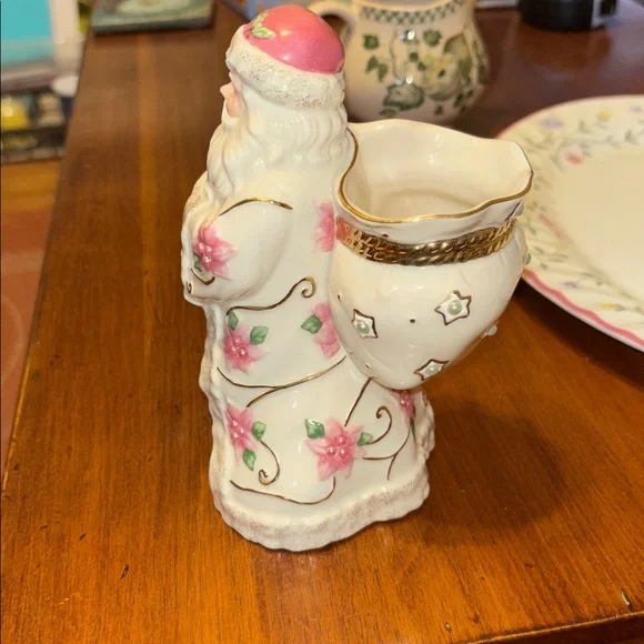 Lenox Petals and Pearls Poinsettia Santa figurine bud vase appx 6” tall - Picture 4 of 8